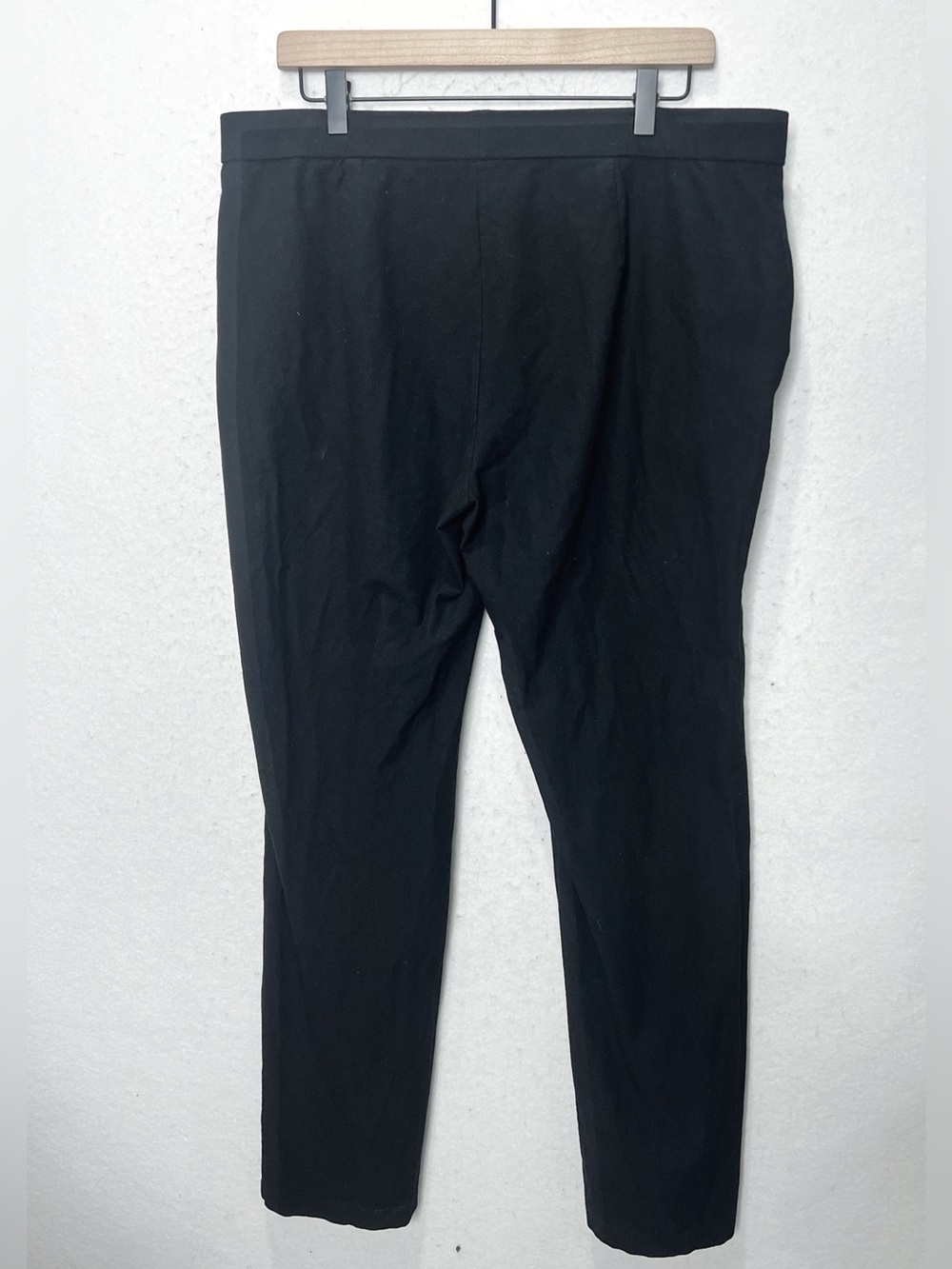Eileen Fisher Black Straight Leg Pull On Pants Size Large Made in USA Minimalist - Picture 3 of 5